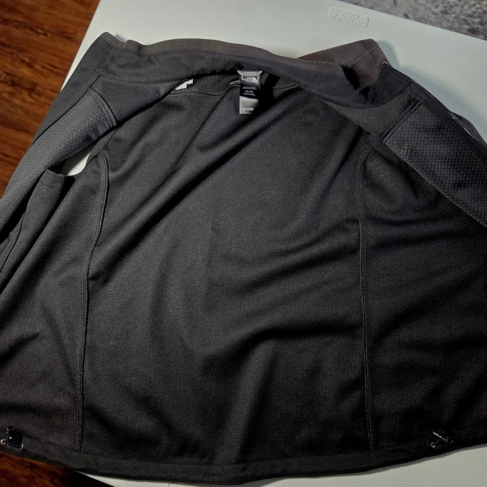 The North Face Mens WindWall Fleece Vest Black XL Full Zip Softshell Outdoor